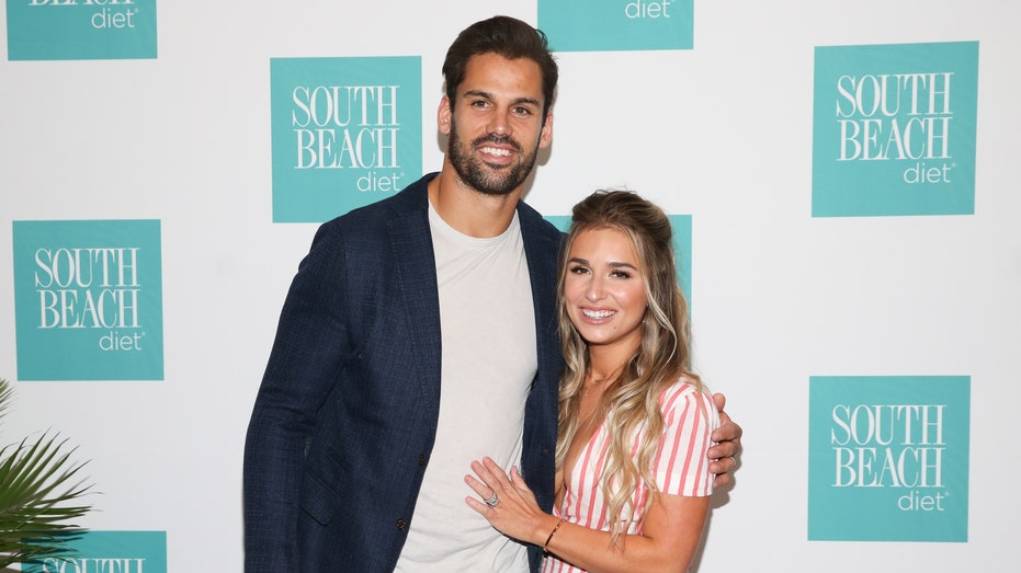 Eric Decker with Jessie James Decker, smiling together