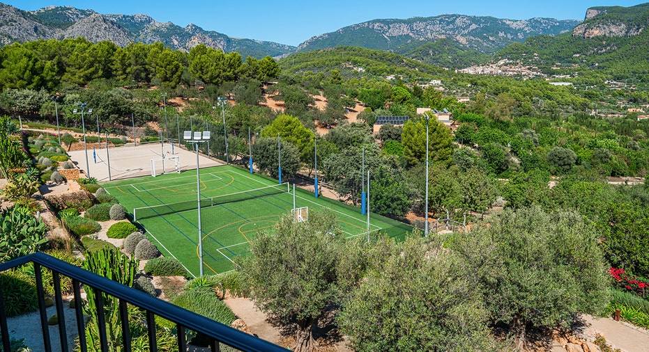 The estate boasts a sport court